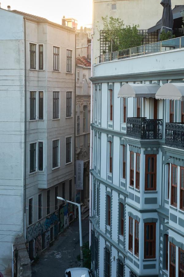 Briva Apartment Истанбул Екстериор снимка