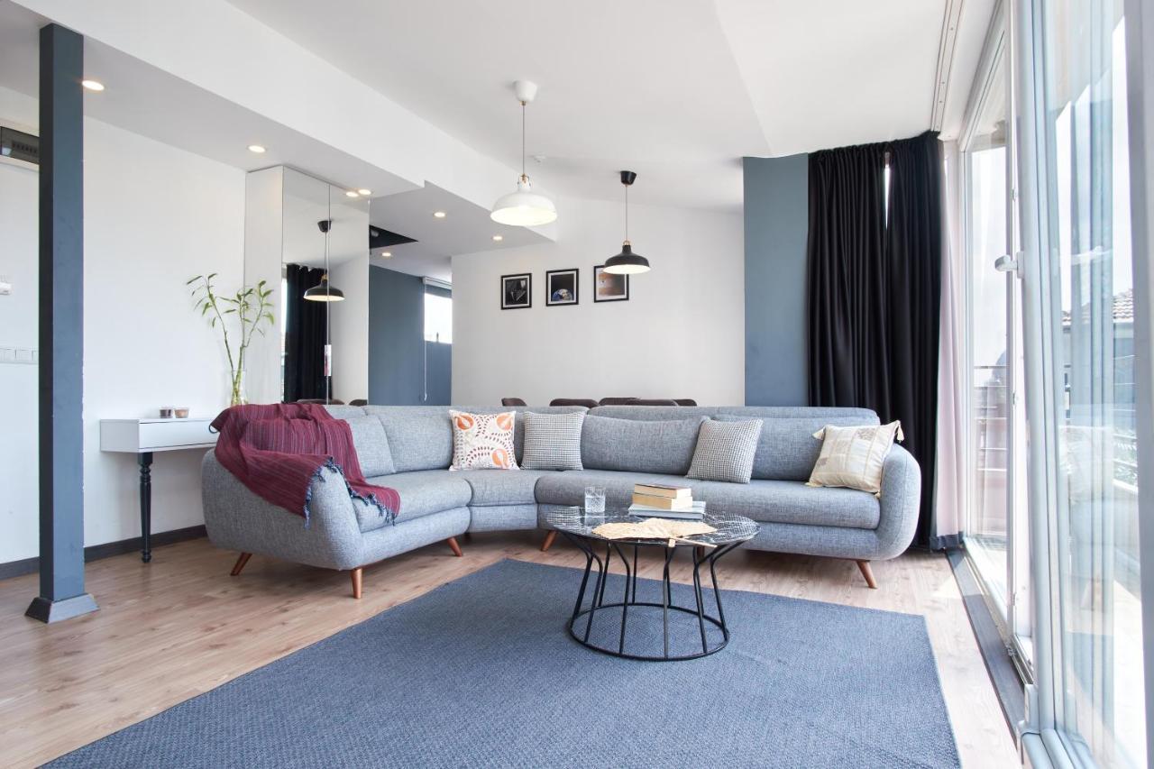 Briva Apartment Истанбул Екстериор снимка