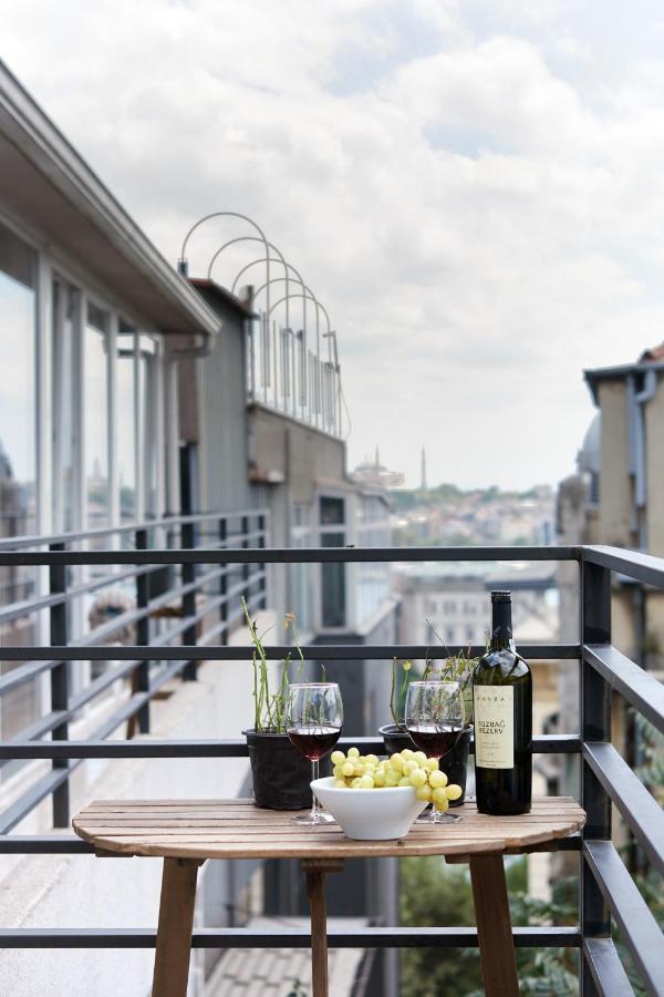 Briva Apartment Истанбул Екстериор снимка