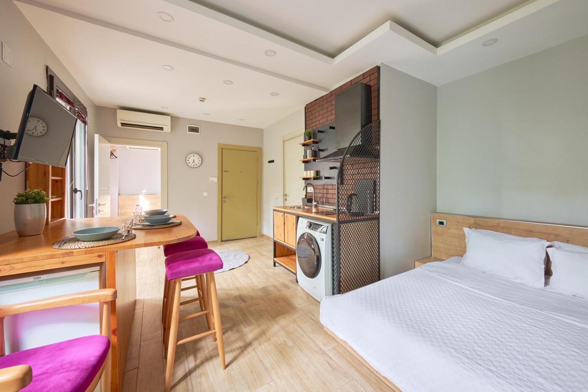 Briva Apartment Истанбул Екстериор снимка