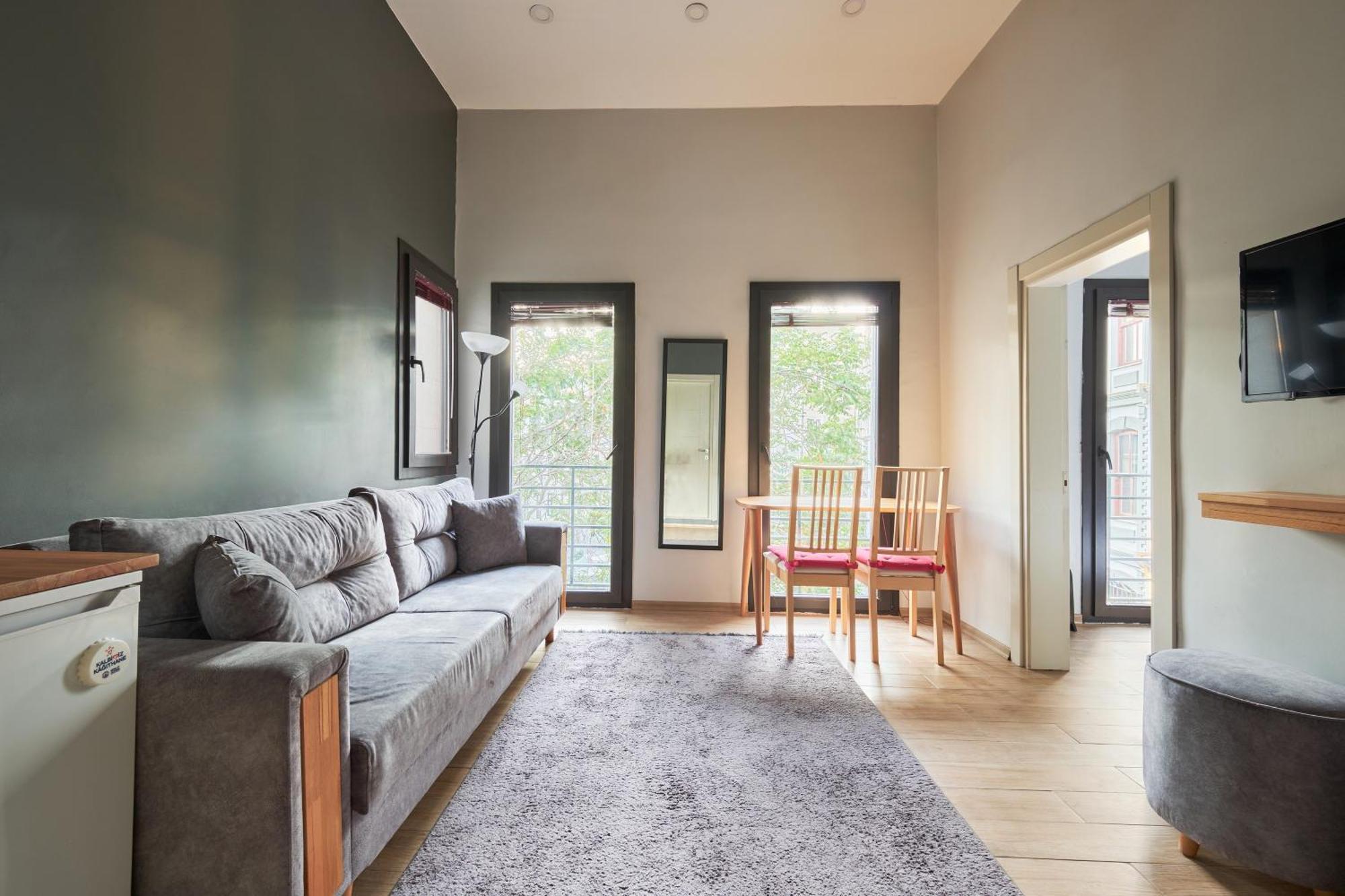 Briva Apartment Истанбул Екстериор снимка