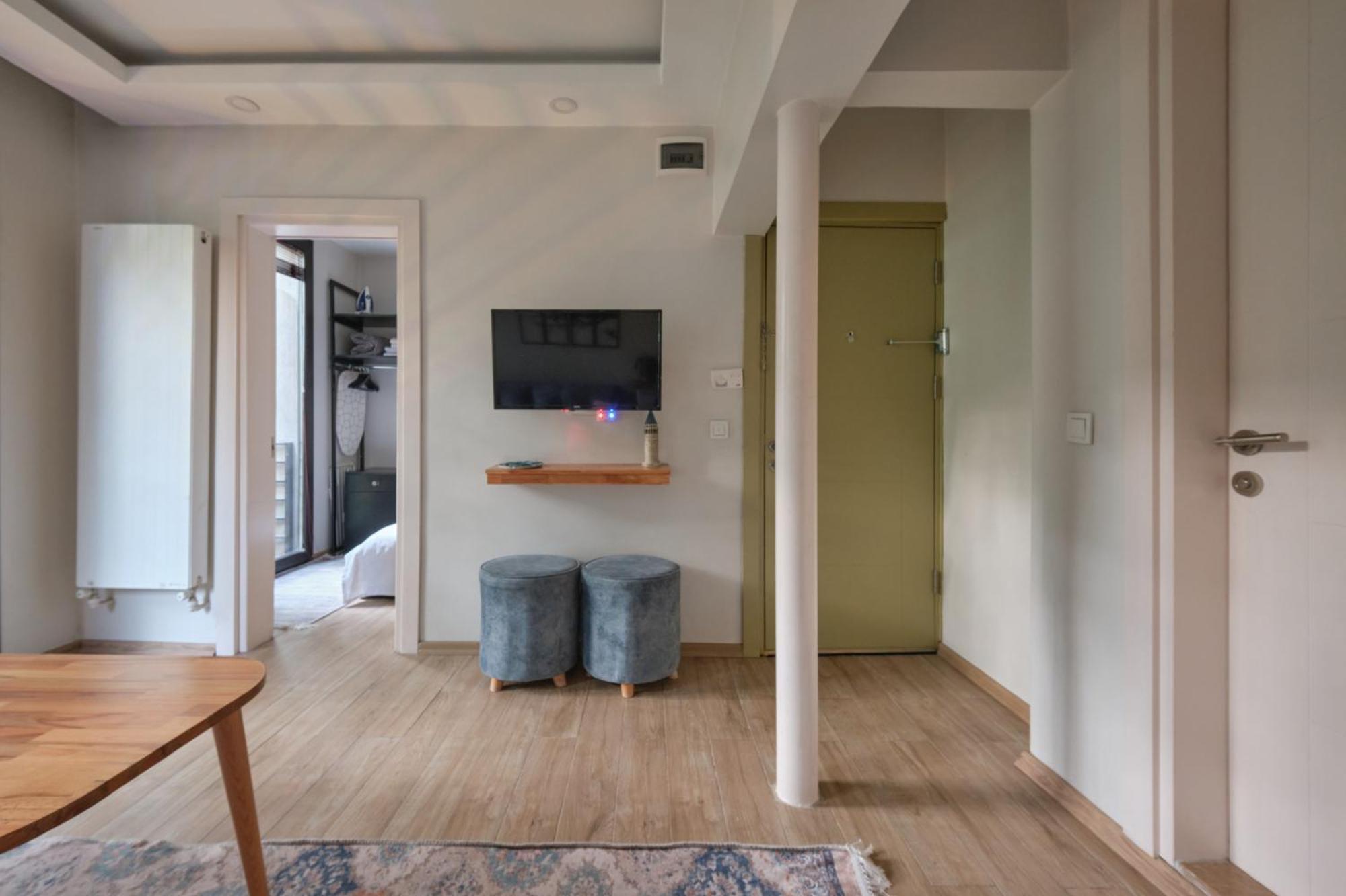Briva Apartment Истанбул Екстериор снимка